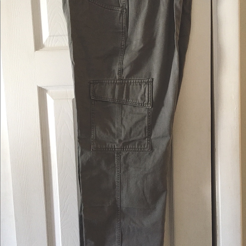 Calvin Klein khaki cropped pants